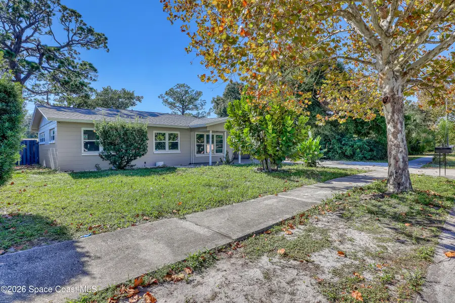 1051 Grove Avenue, Cocoa, FL 32922 - Image #3