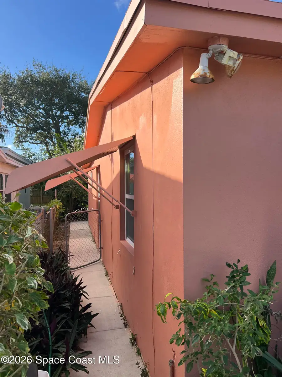 612 E Minnesota Street E, Lantana, FL 33462 - Image #3