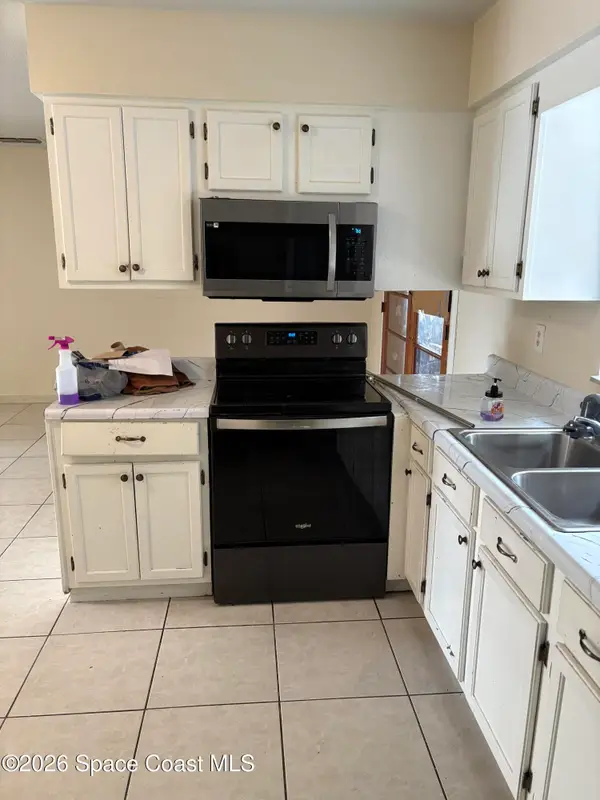 2316 Fleet Circle, Orlando, FL 32817