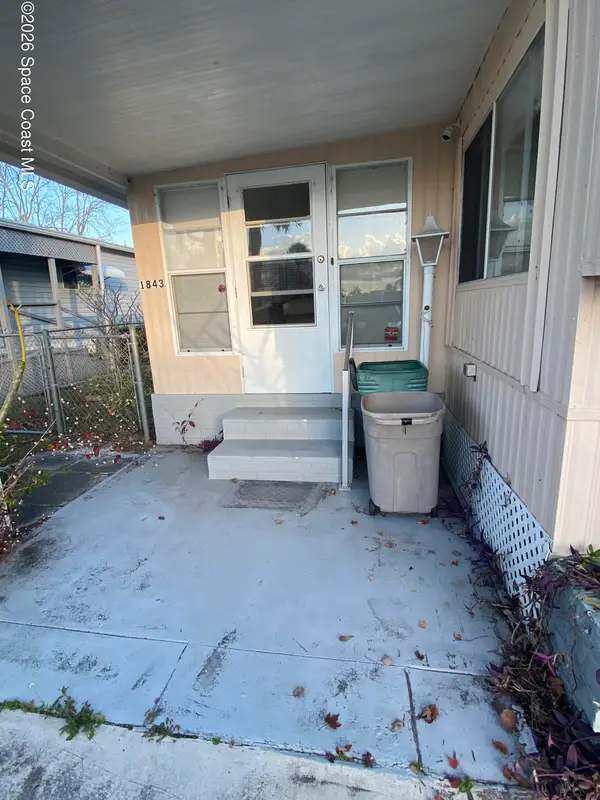 1843 Live Oak Street Ne, Palm Bay, FL 32905