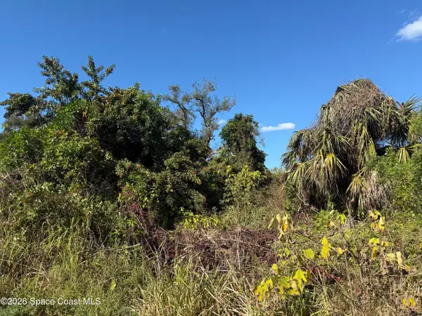 1810 38th Place, Vero Beach, FL 32960