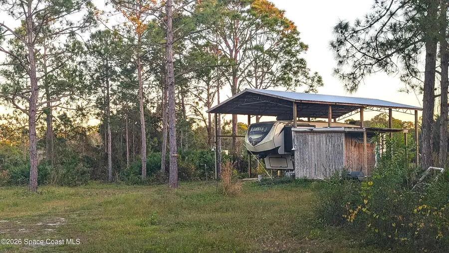 12885 86th Street, Fellsmere, FL 32948 - #3