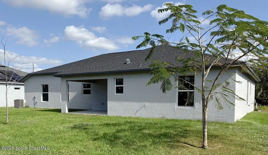 1782 Hallendale Avenue Sw, Palm Bay, FL 32908 - Image #2