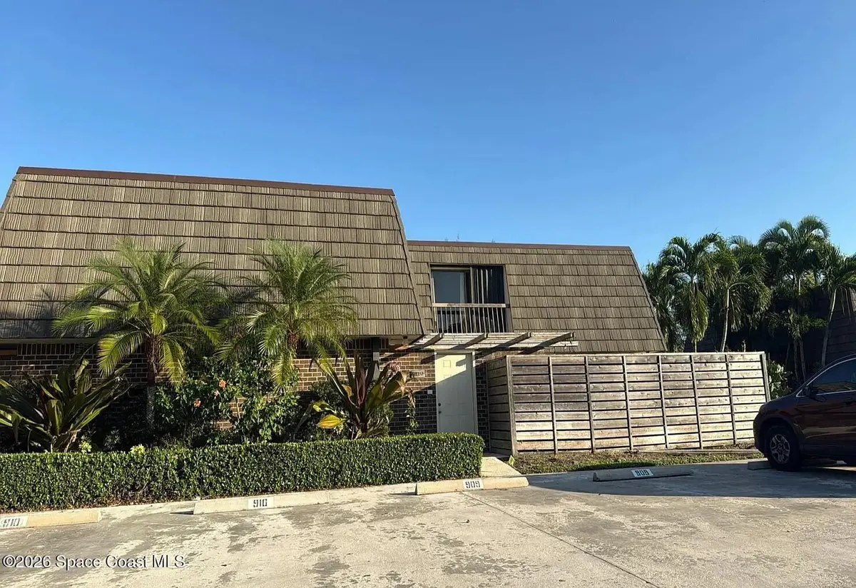 909 9th Terrace, Palm Beach Gardens, FL 33410 - Image #1