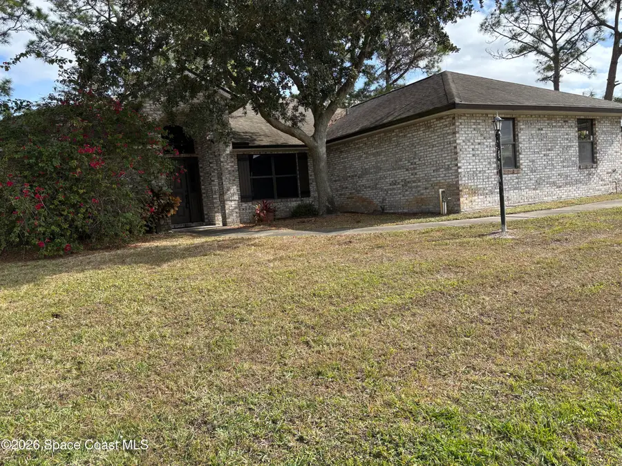 1031 Peacock Avenue Ne, Palm Bay, FL 32907 - Image #2