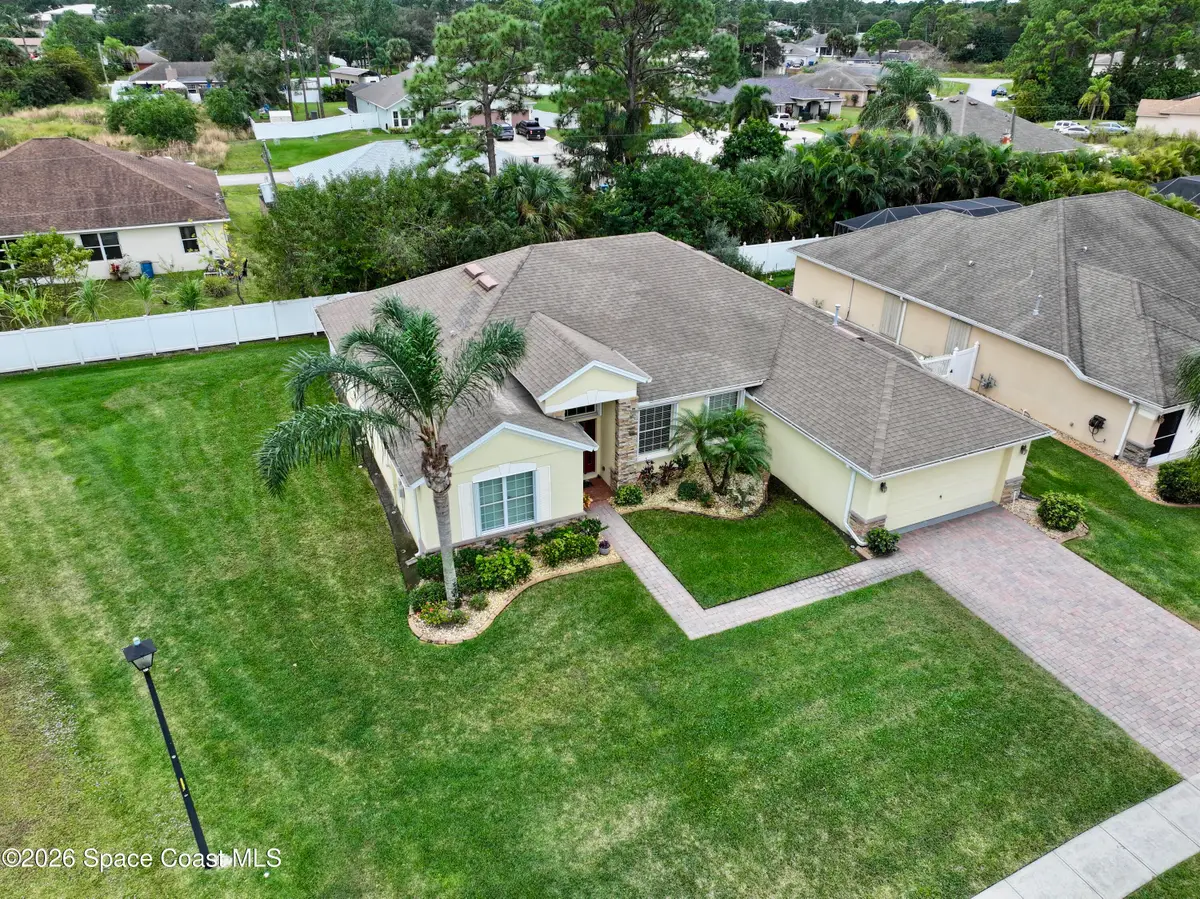 220 Grouper Circle Se, Palm Bay, FL 32909 - Image #1