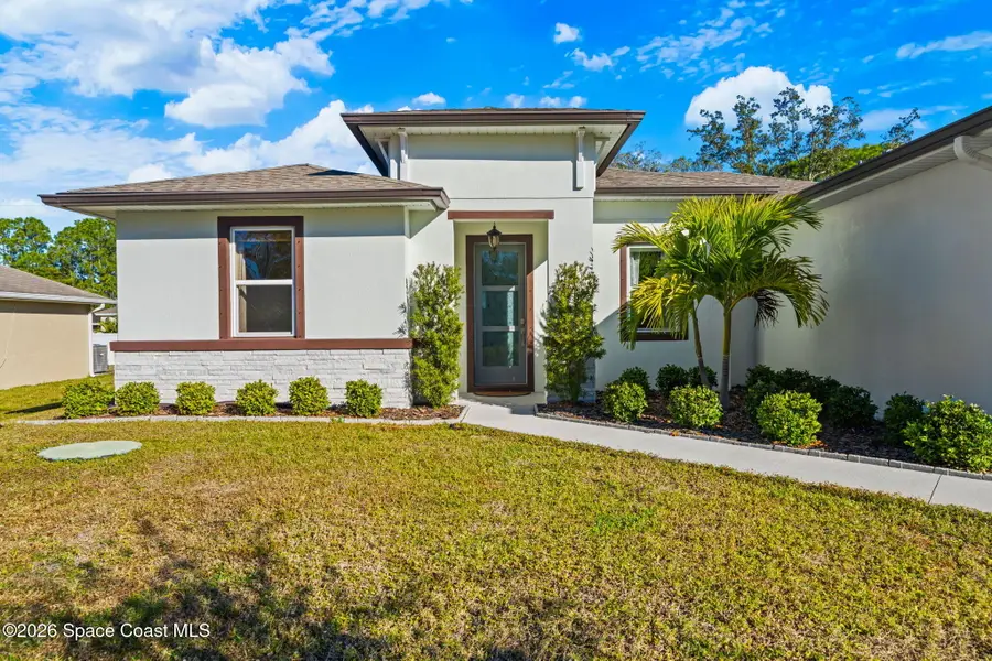 553 Rembrandt Street Se, Palm Bay, FL 32909 - Image #3