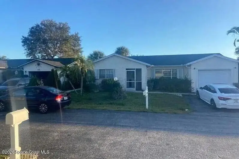 7198 Pine Forest Circle E, Lake Worth, FL 33467 - Image #1