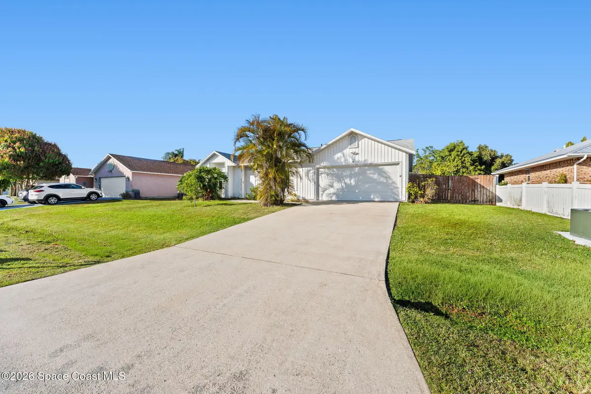 1567 Heartwellville Street Nw, Palm Bay, FL 32907 - Image #1