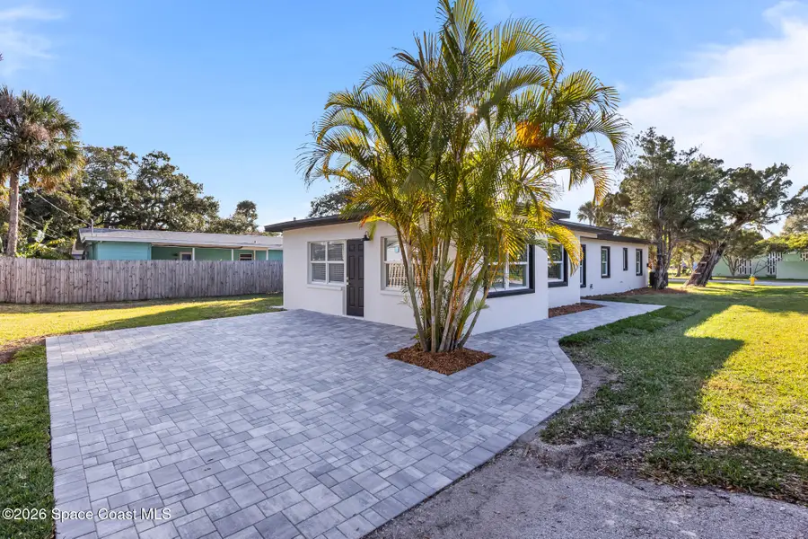 199 Oak Avenue, Cocoa Beach, FL 32931 - Image #3