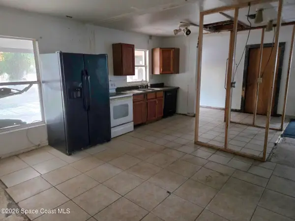 960 Allendale Street, Titusville, FL 32796