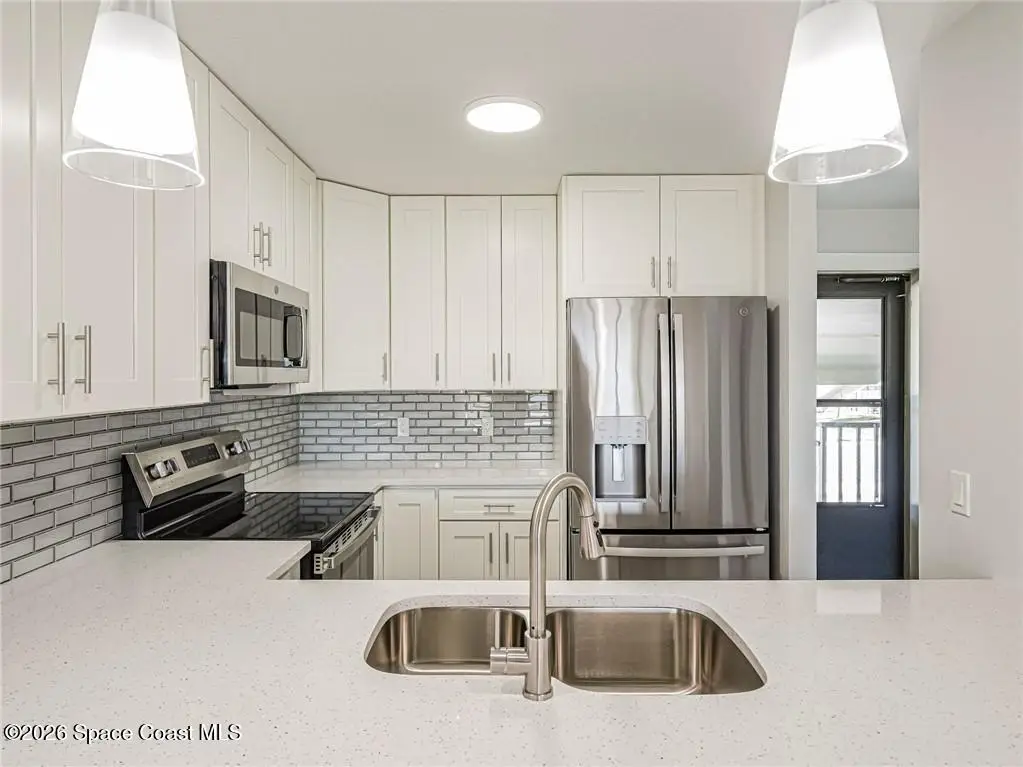 26 Plantation Drive #202, Vero Beach, FL 32966 - Image #1