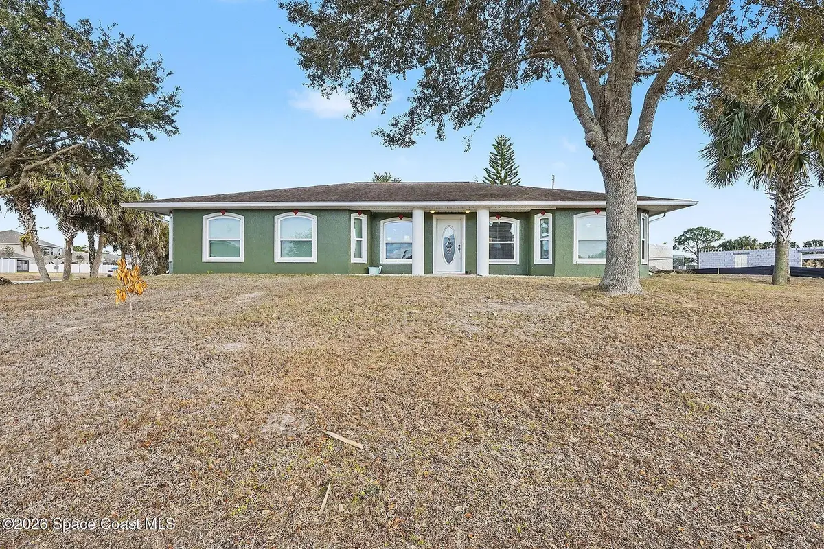 598 Gantry Street Sw, Palm Bay, FL 32908 - Image #1