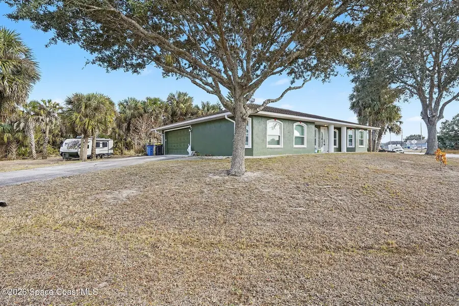 598 Gantry Street Sw, Palm Bay, FL 32908 - Image #2