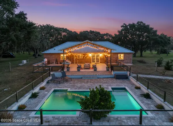 2940 Flounder Creek Road, Mims, FL 32754