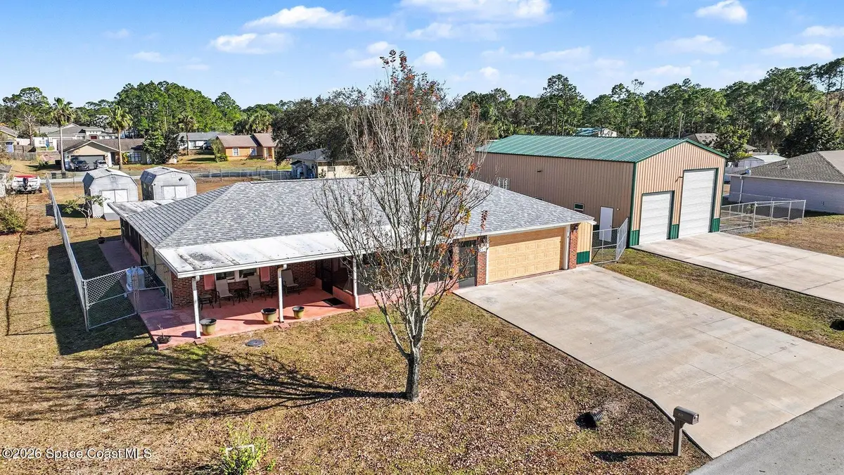 457 Wildwood Avenue Sw, Palm Bay, FL 32908 - Image #1