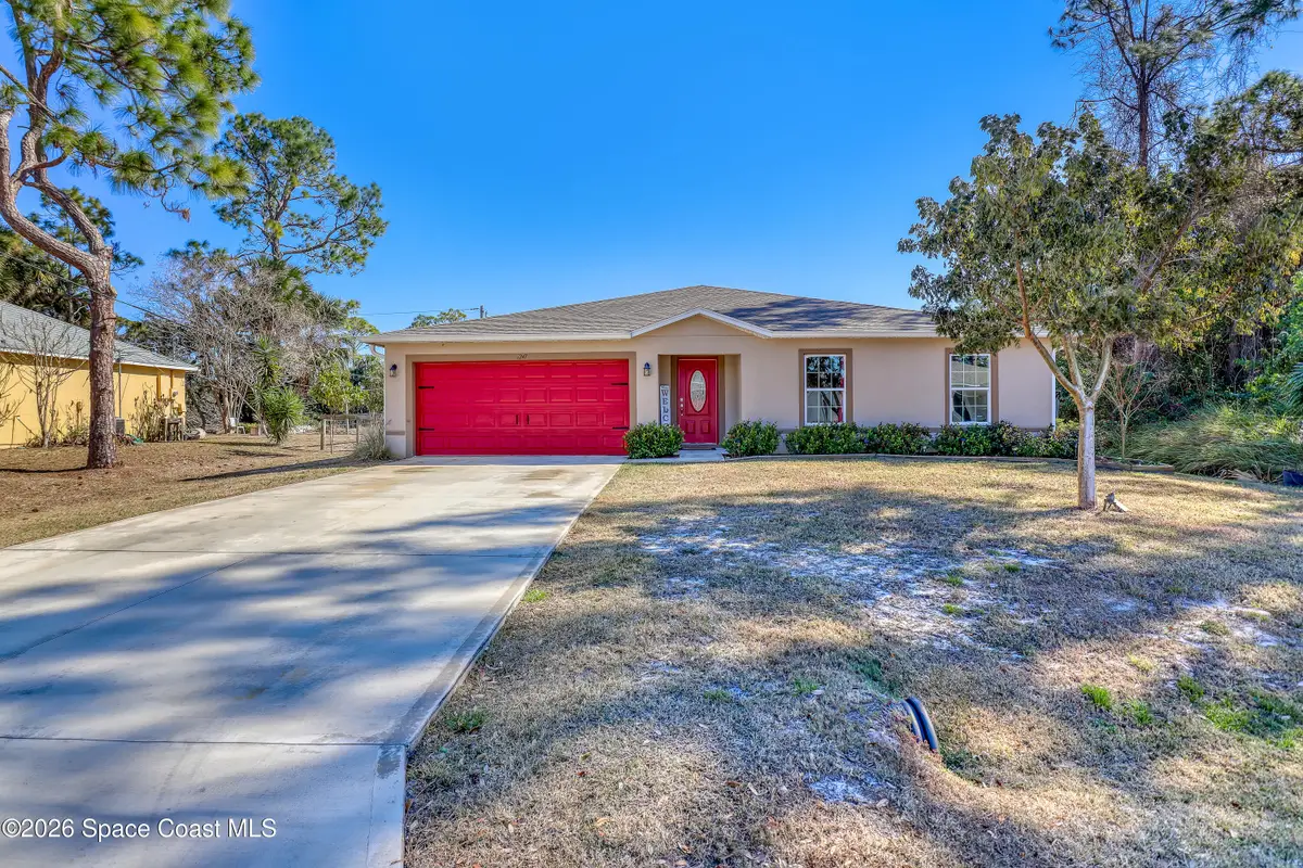 1247 Heitzman Avenue Sw, Melbourne, FL 32908 - Image #1