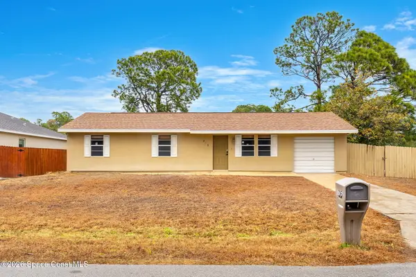 215 Hagerstown Street Sw, Palm Bay, FL 32908