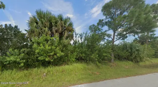 529 Hancock Street Sw, Palm Bay, FL 32908