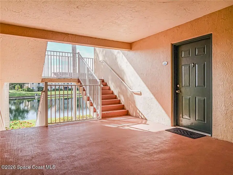 1640 N 42nd Circle #207, Vero Beach, FL 32967 - Image #2