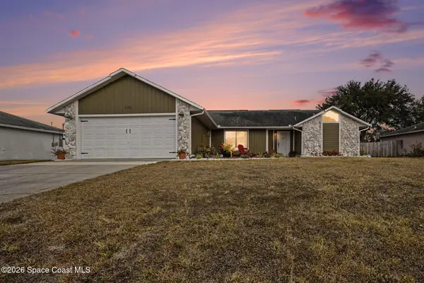 435 NE Delmonico Street Ne, Palm Bay, FL 32907