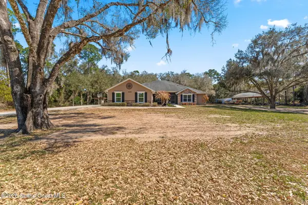 1695 Arch Road, Mims, FL 32754