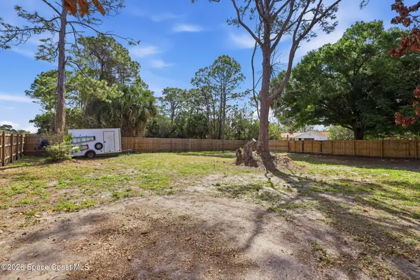 1133 Altamira Street Nw, Palm Bay, FL 32907