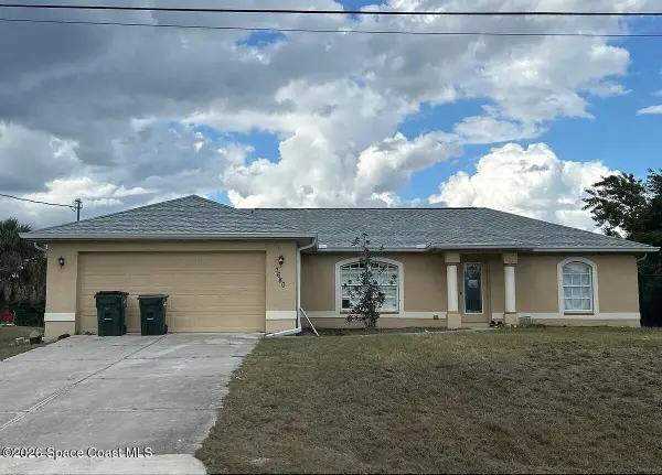 7680 Lamplighter Avenue, North Port, FL 34286