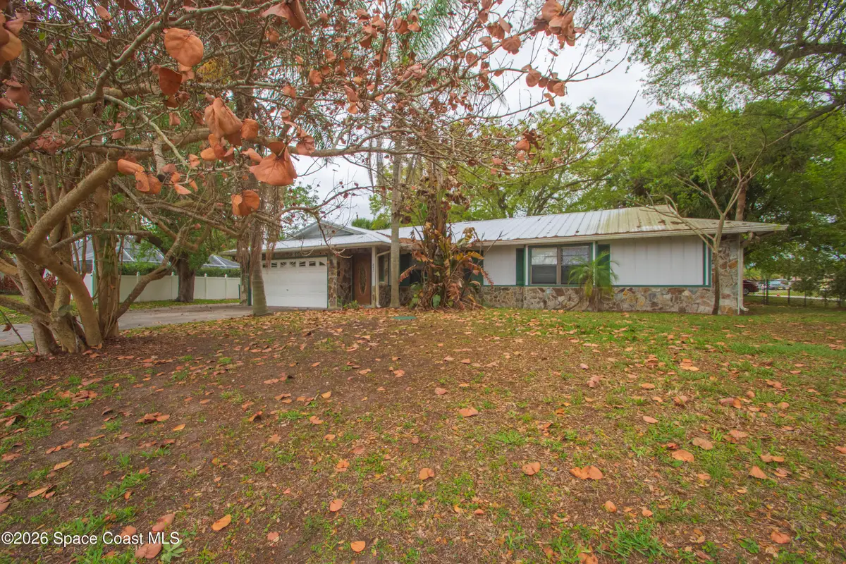 697 Barber Street, Sebastian, FL 32958 - #1