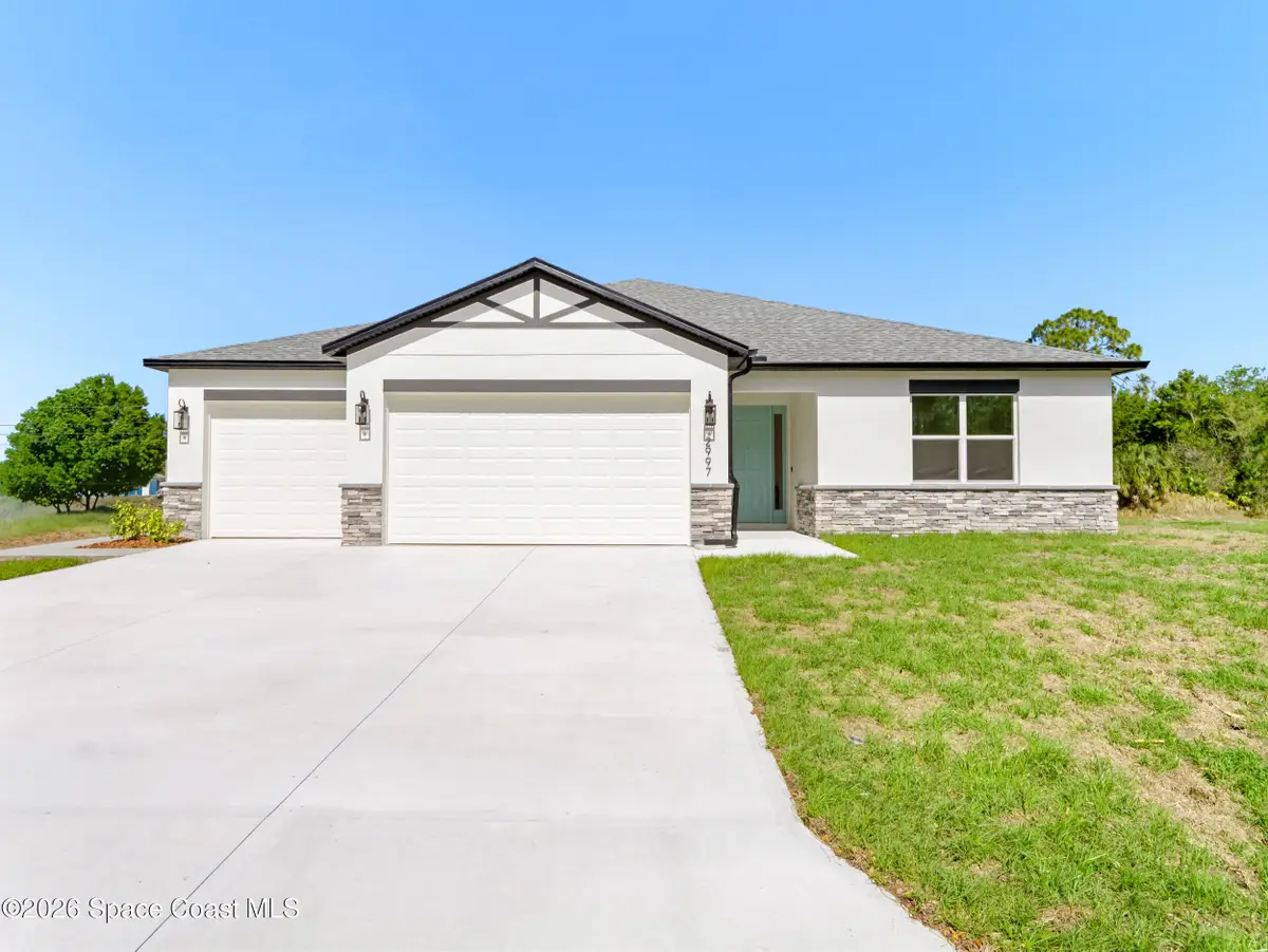 965 Quinn Street Se, Palm Bay, FL 32909 - #1