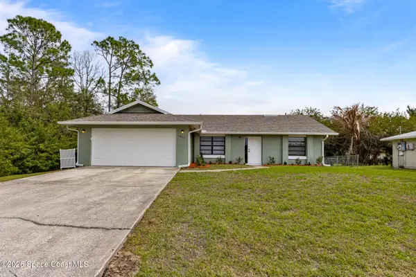 1029 Big Horn Circle Nw, Palm Bay, FL 32907