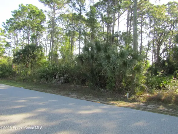 1607 Red Bud Circle Nw, Palm Bay, FL 32907