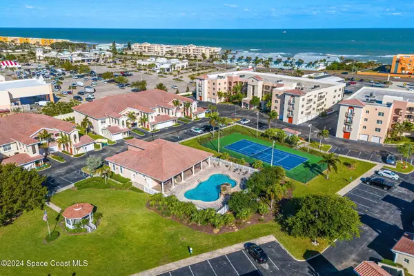 129 Lancha Circle #203, Satellite Beach, FL 32937