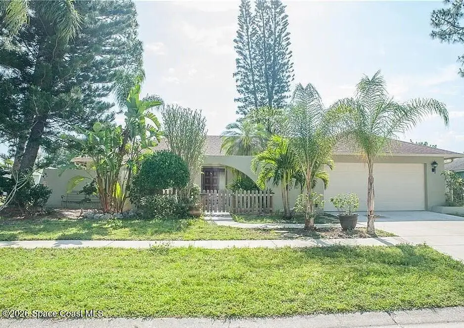 1860 Springwood Drive, Sarasota, FL 34232 - #1
