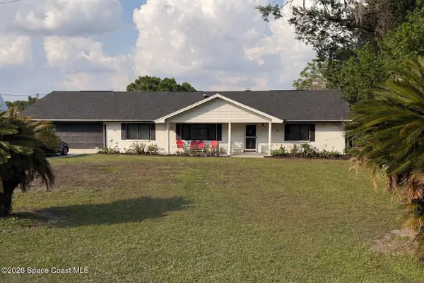 236 W Lake Ina Drive, Winter Haven, FL 33881