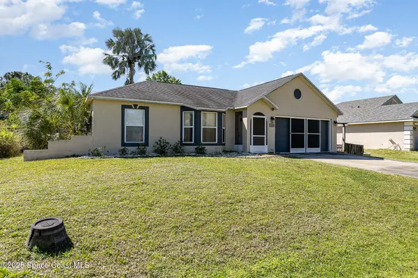 1386 Scranton Street Sw, Palm Bay, FL 32908