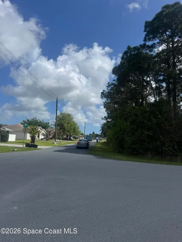 2901 Toulon Road Se, Palm Bay, FL 32909