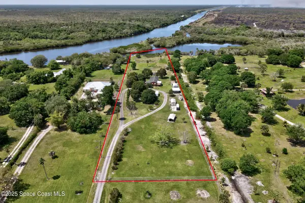 9556 Fleming Grant Road, Micco, FL 32976