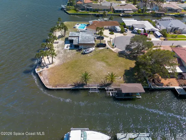 1770 S Shelter Trail, Merritt Island, FL 32952