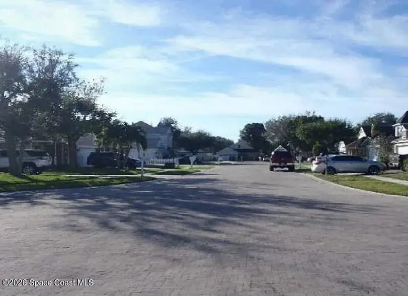 129 Country Club Way, Royal Palm Beach, FL 33411 - #2