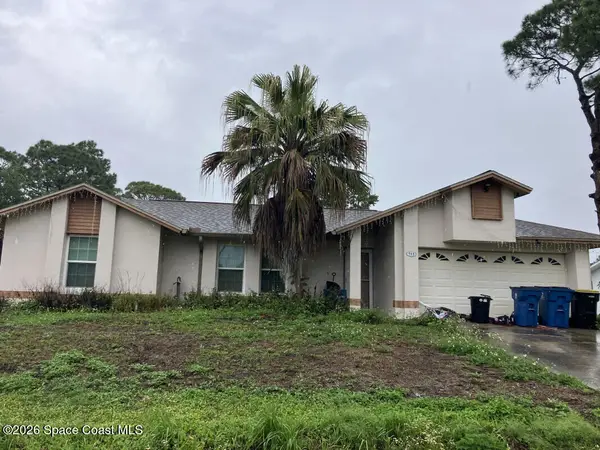 713 Kempten Street Nw, Palm Bay, FL 32907