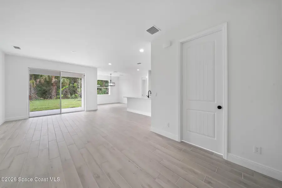 1560 Hamilton Avenue Sw, Palm Bay, FL 32908 - #2