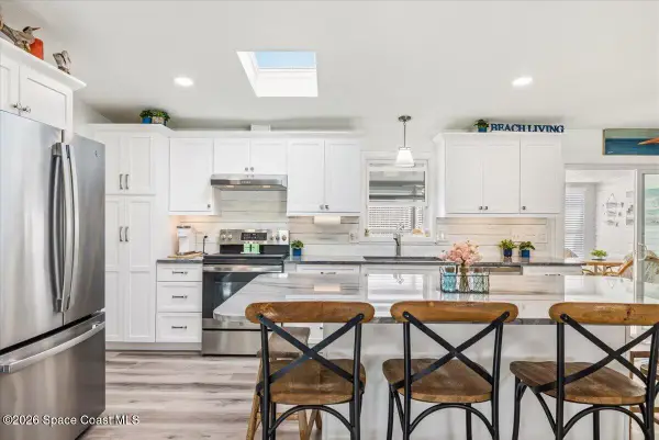 487 N Marlin Circle, Barefoot Bay, FL 32976