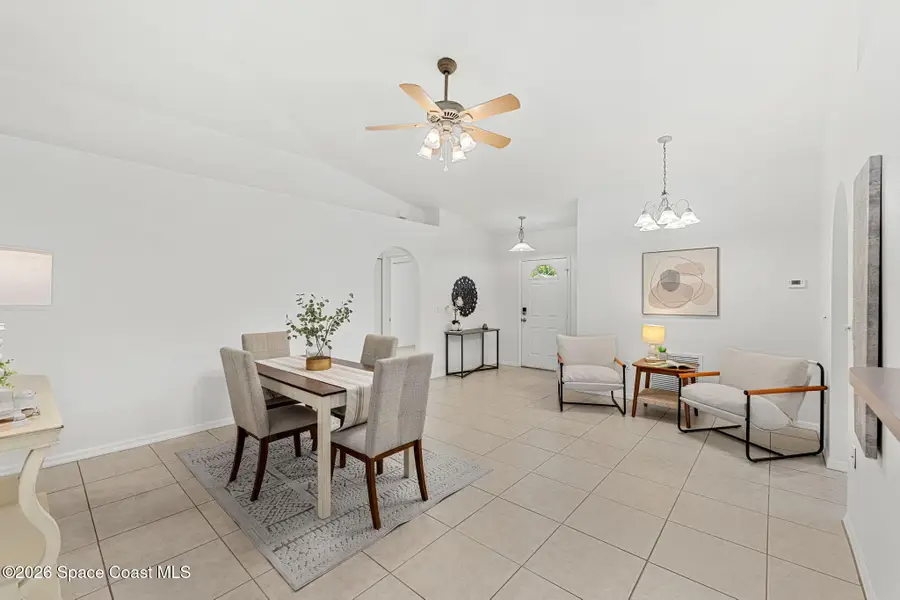 1755 Vista Lake Circle, Melbourne, FL 32904 - #2