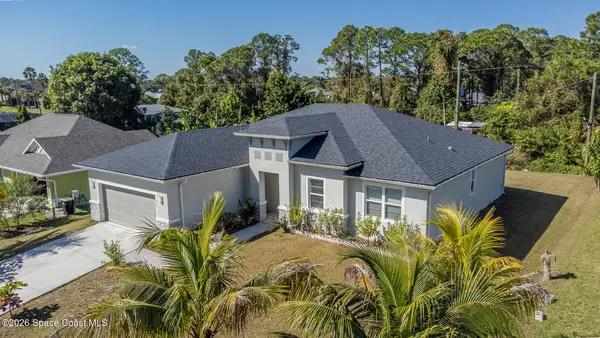 951 Sareta Street Se, Palm Bay, FL 32909