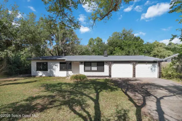 2530 Pine Avenue, Mims, FL 32754