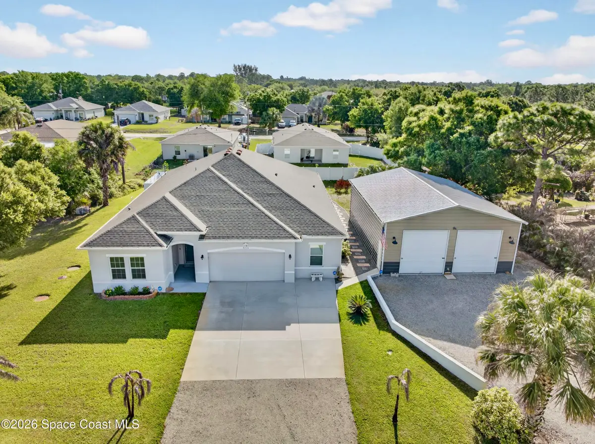 8236 100th Avenue, Vero Beach, FL 32967 - #1