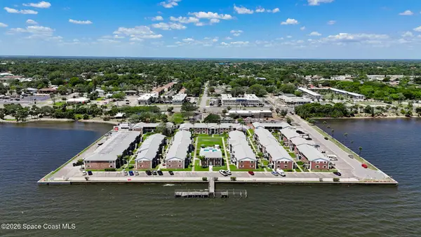 190 E Olmstead Drive #B8, Titusville, FL 32780