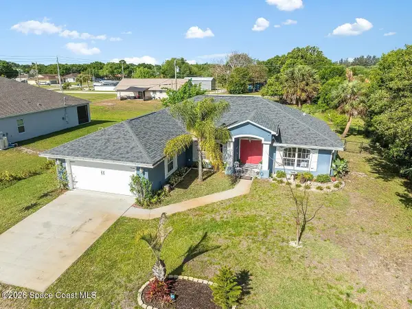 8755 91st Avenue, Vero Beach, FL 32967