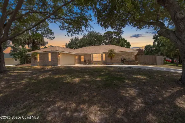 380 Narragansett Street Ne, Palm Bay, FL 32907